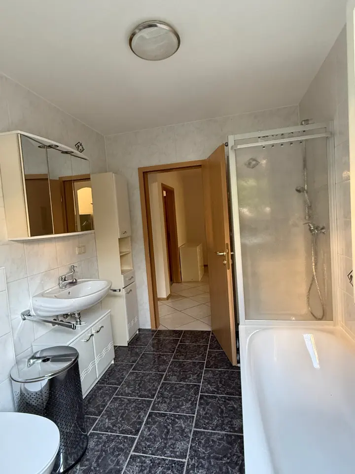 3 Zimmer Wohnung mit 79 m² in Würzburg – Bild 9