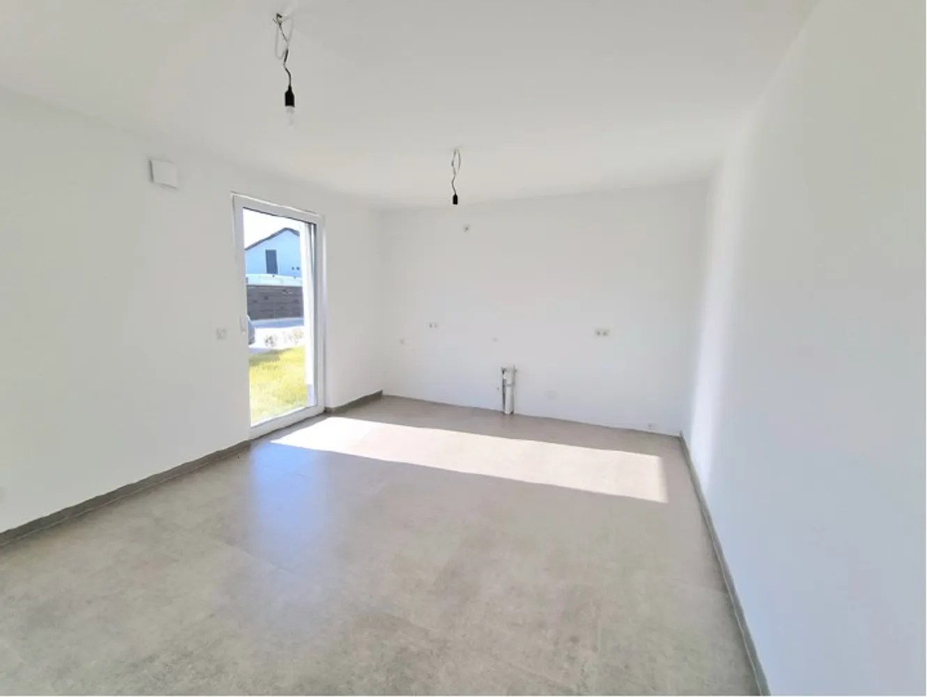 4 Zimmer Wohnung mit 119 m² in Homburg – Bild 6