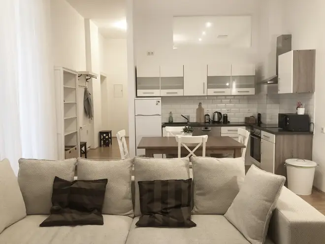 2 Zimmer Wohnung mit 63 m² in Berlin – Bild 3