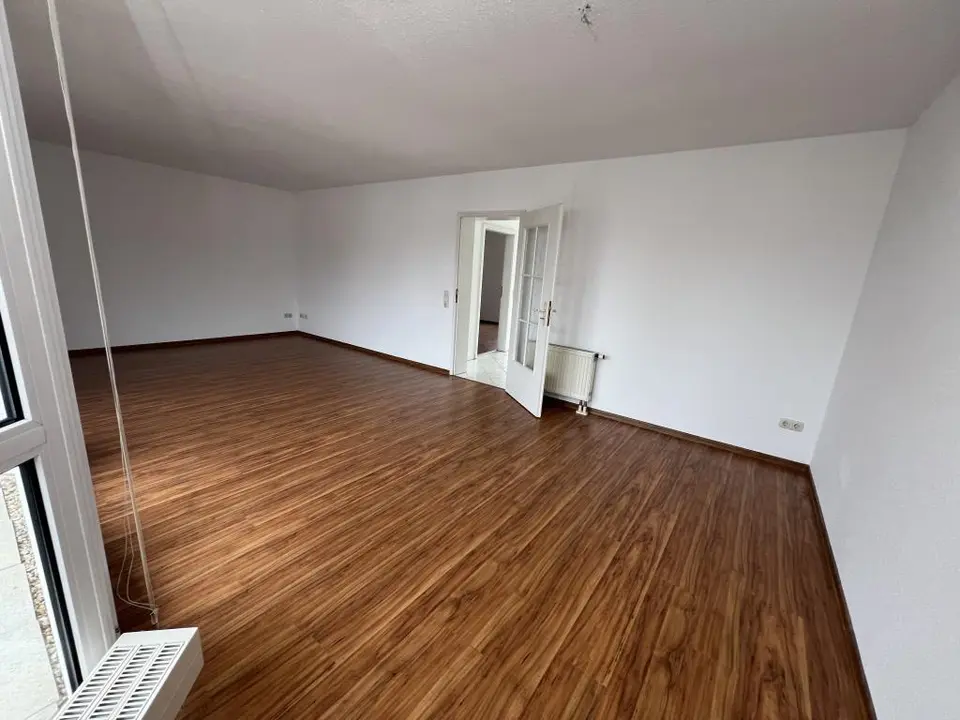 3 Zimmer Wohnung mit 100 m² in Gera – Bild 2