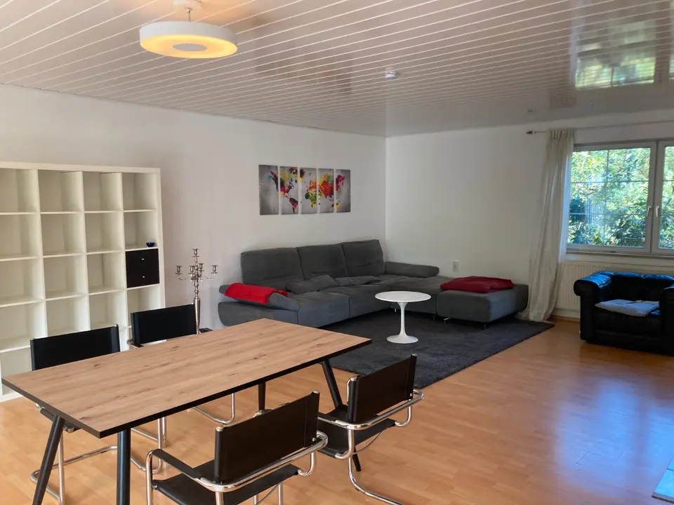 10 Zimmer Haus mit 301 m² in Berlin – Bild 1
