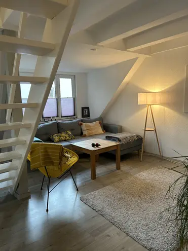 2 Zimmer Wohnung mit 87 m² in Potsdam – Bild 1
