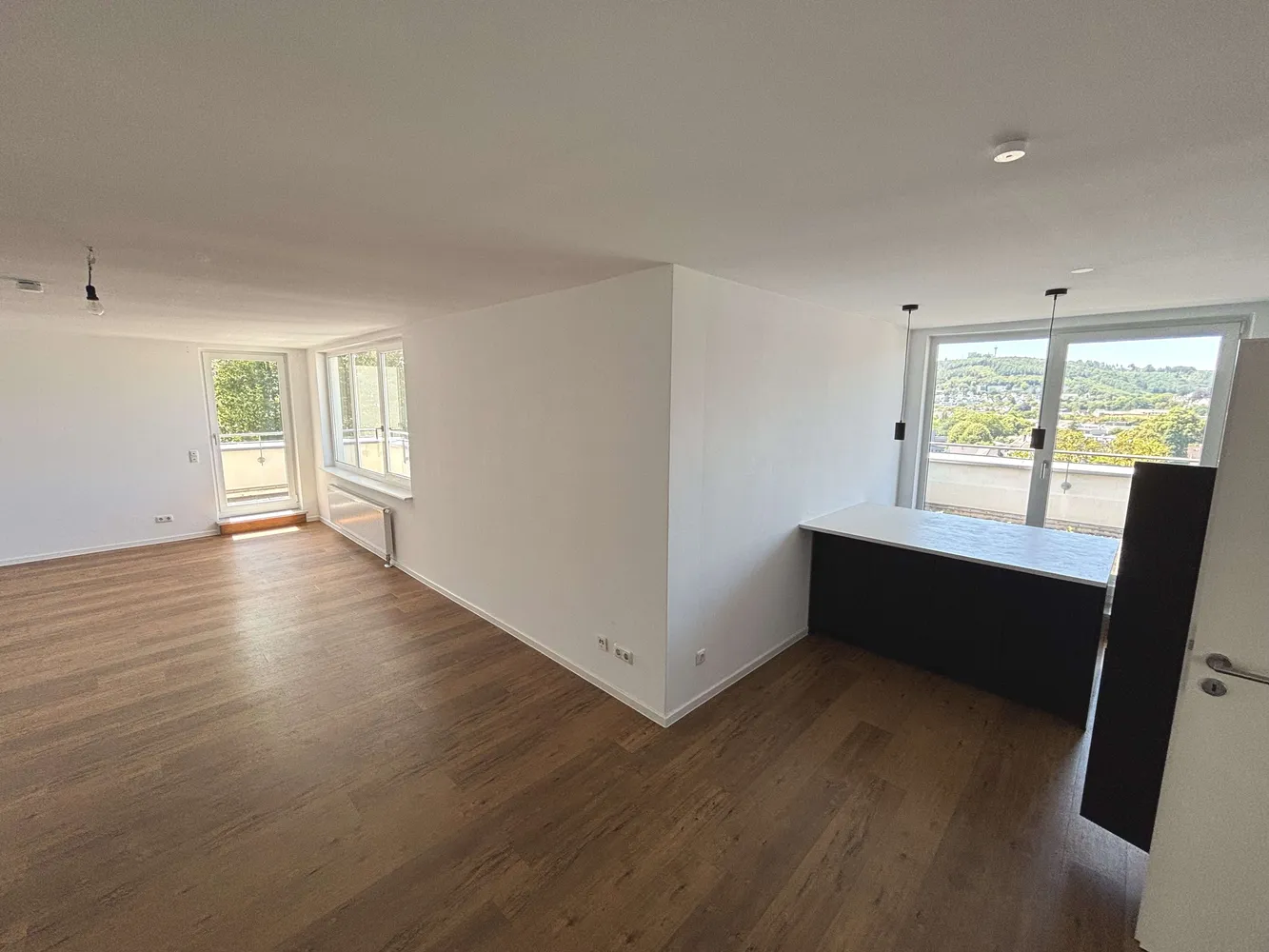 4 Zimmer Wohnung mit 120 m² in Siegen – Bild 1