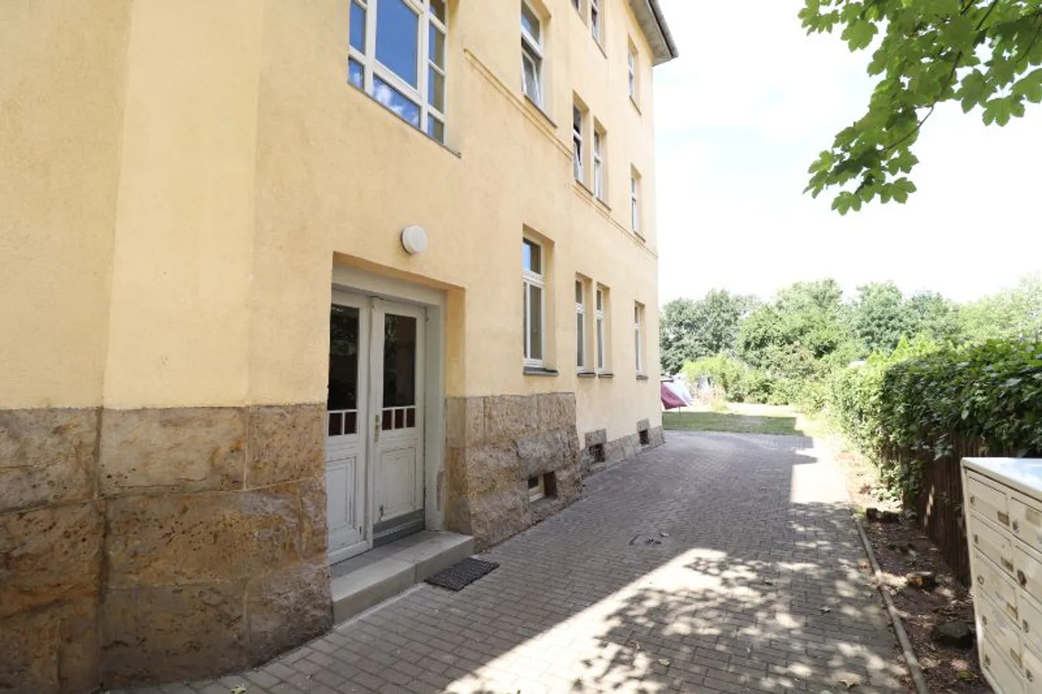 3 Zimmer Wohnung mit 79 m² in Dresden – Bild 2