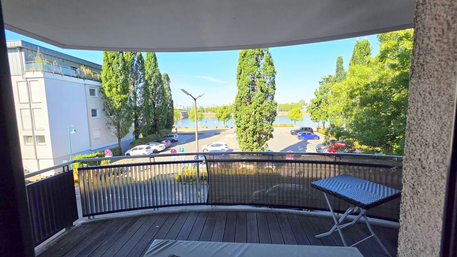 3 Zimmer Wohnung mit 104 m² in Bonn – Bild 1