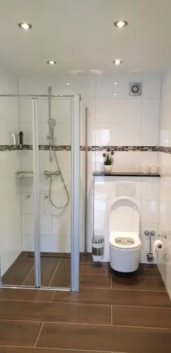 WG-Zimmer mit 30 m² in Köln – Bild 2