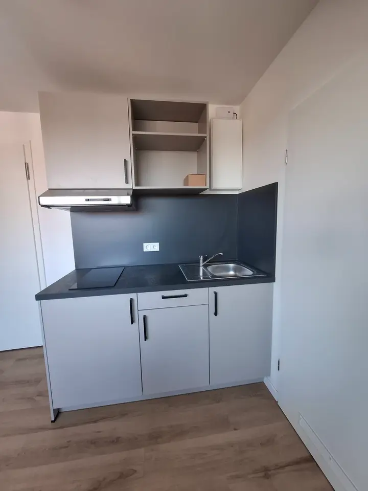 2 Zimmer Wohnung mit 20 m² in Erlangen – Bild 2