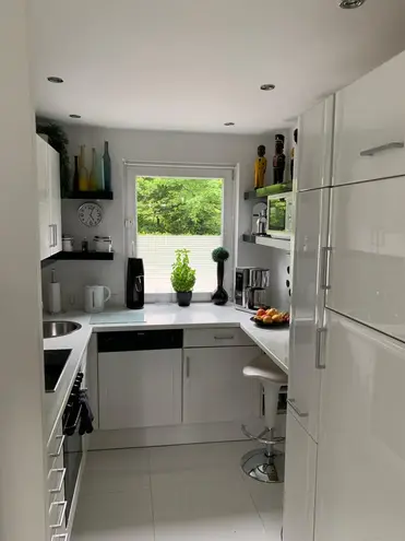3 Zimmer Wohnung mit 76 m² in Düsseldorf – Bild 2