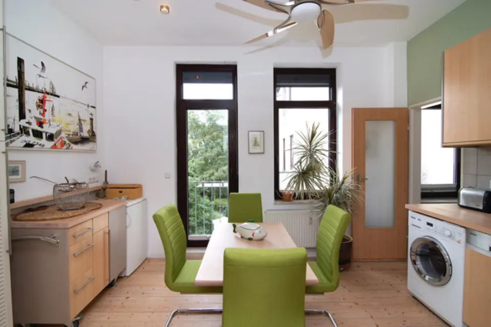 5 Zimmer Wohnung mit 130 m² in Bremerhaven – Bild 2