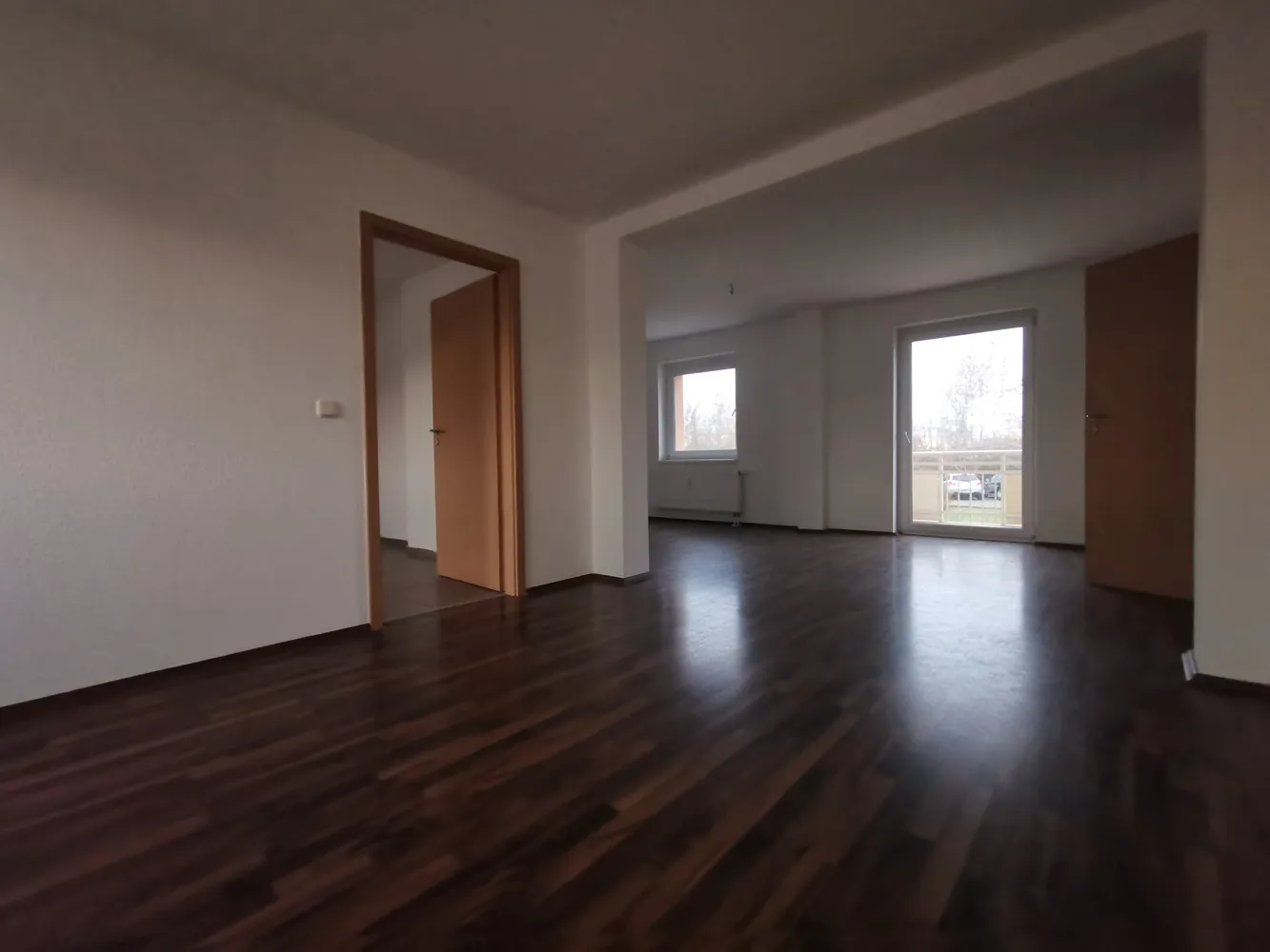 4 Zimmer Wohnung mit 100 m² in Dessau-Roßlau – Bild 2