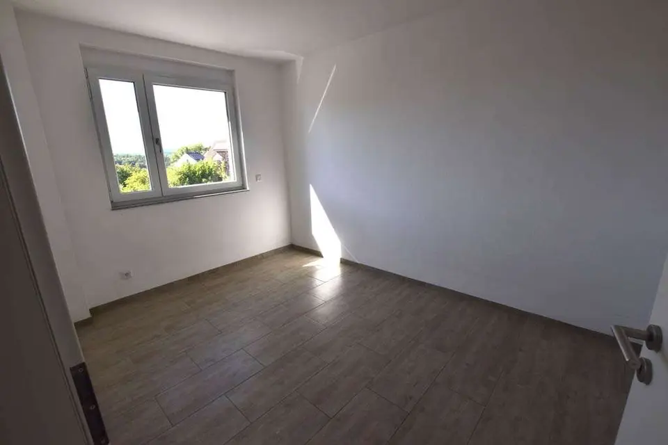 4 Zimmer Haus mit 105 m² in Aschaffenburg – Bild 6