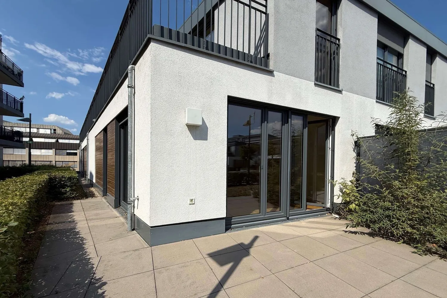 5 Zimmer Wohnung mit 241 m² in Stuttgart – Bild 1