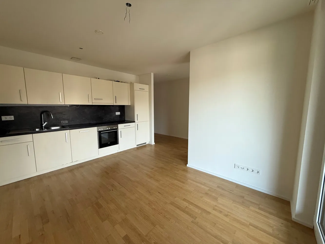 5 Zimmer Wohnung mit 241 m² in Stuttgart – Bild 3