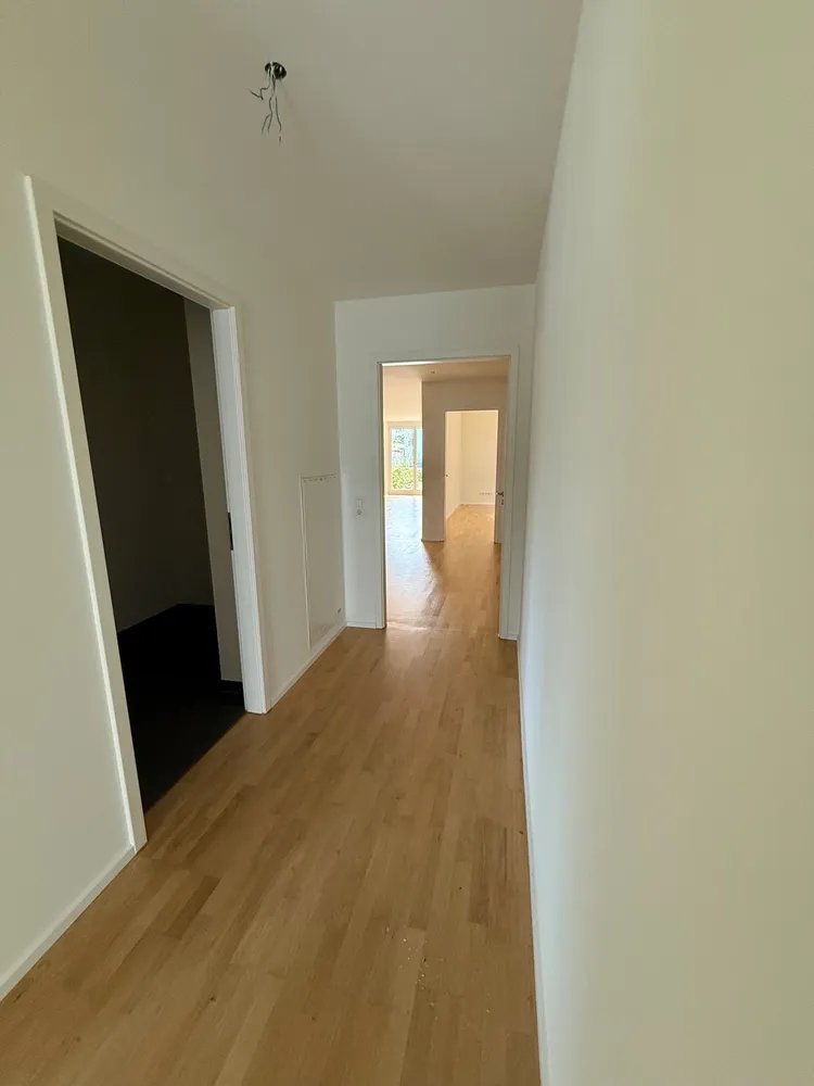 5 Zimmer Wohnung mit 241 m² in Stuttgart – Bild 4