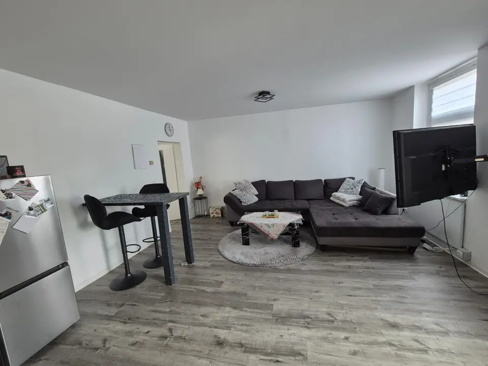 3 Zimmer Wohnung mit 62 m² in Neubrandenburg – Bild 1