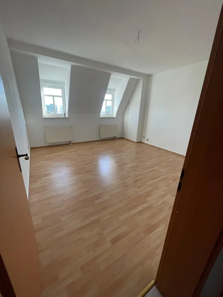 3 Zimmer Wohnung mit 68 m² in Plauen – Bild 2