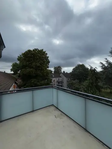 3 Zimmer Wohnung mit 92 m² in Düsseldorf – Bild 4