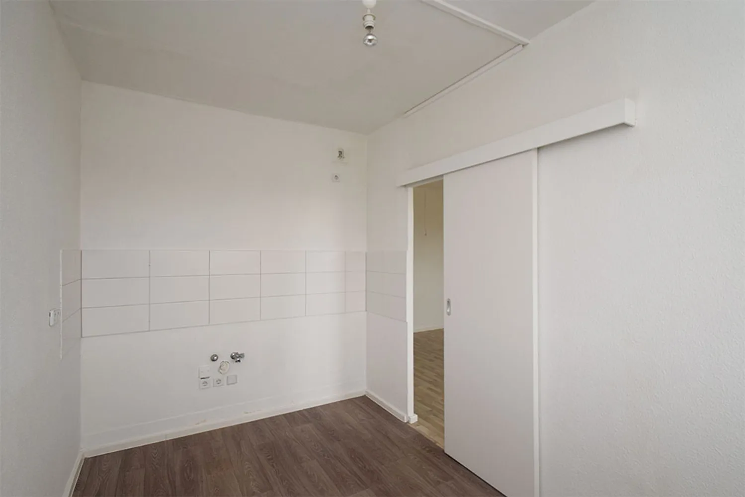 2 Zimmer Wohnung mit 57 m² in Halle (Saale) – Bild 4