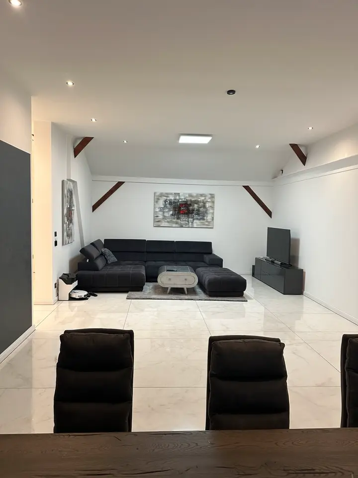 2 Zimmer Wohnung mit 120 m² in Rotenburg (Wümme) – Bild 1