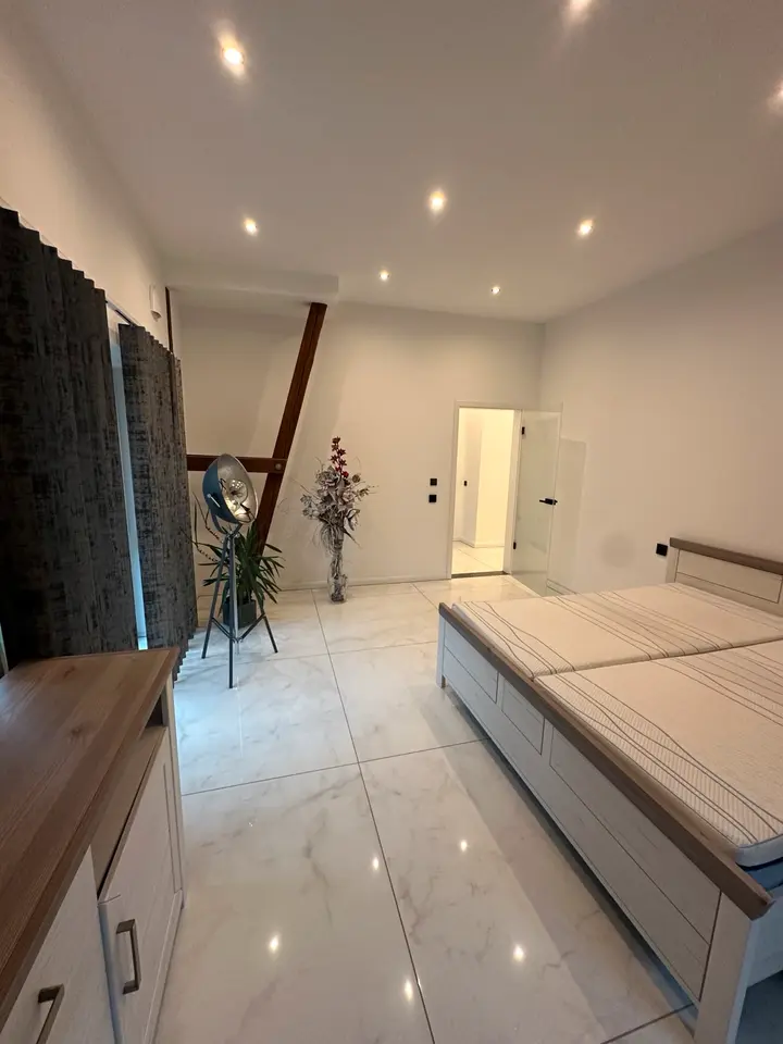 2 Zimmer Wohnung mit 120 m² in Rotenburg (Wümme) – Bild 9