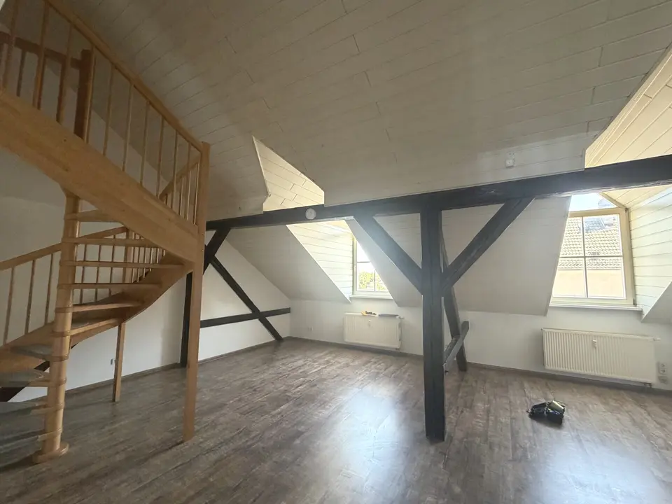 4 Zimmer Wohnung mit 107 m² in Görlitz – Bild 2
