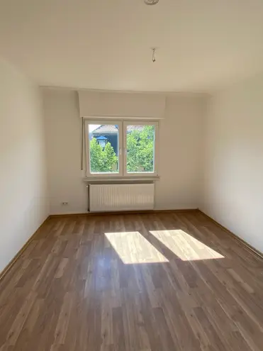 4 Zimmer Wohnung mit 106 m² in Saarbrücken – Bild 3