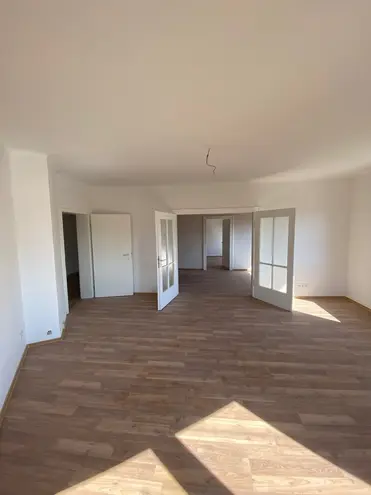 4 Zimmer Wohnung mit 106 m² in Saarbrücken – Bild 7