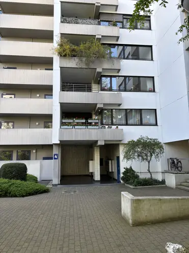 2 Zimmer Wohnung mit 86 m² in Bonn – Bild 6