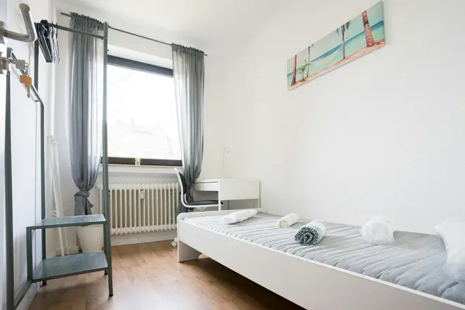 WG-Zimmer mit 6 m² in Düsseldorf – Bild 2