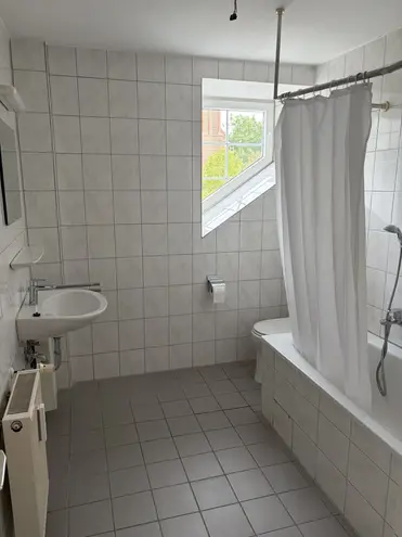 2 Zimmer Wohnung mit 70 m² in Oberhausen – Bild 6