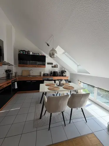 2 Zimmer Wohnung mit 60 m² in Solingen – Bild 3