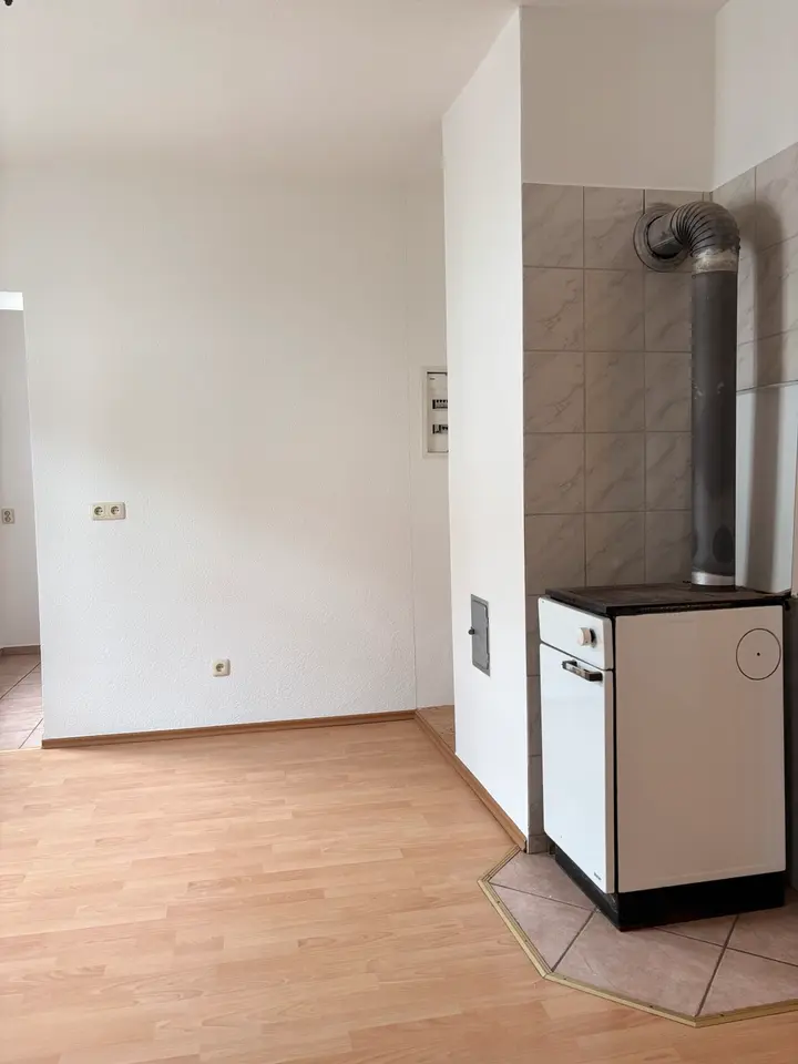 6 Zimmer Wohnung mit 140 m² in Sangerhausen – Bild 1