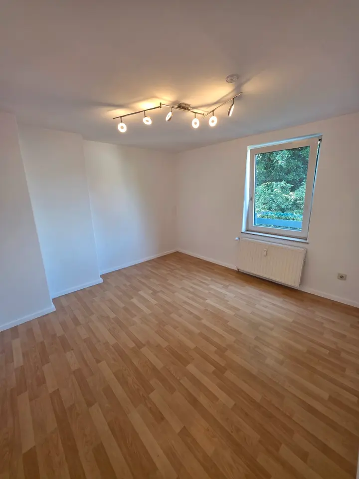 3 Zimmer Wohnung mit 80 m² in Bremerhaven – Bild 2