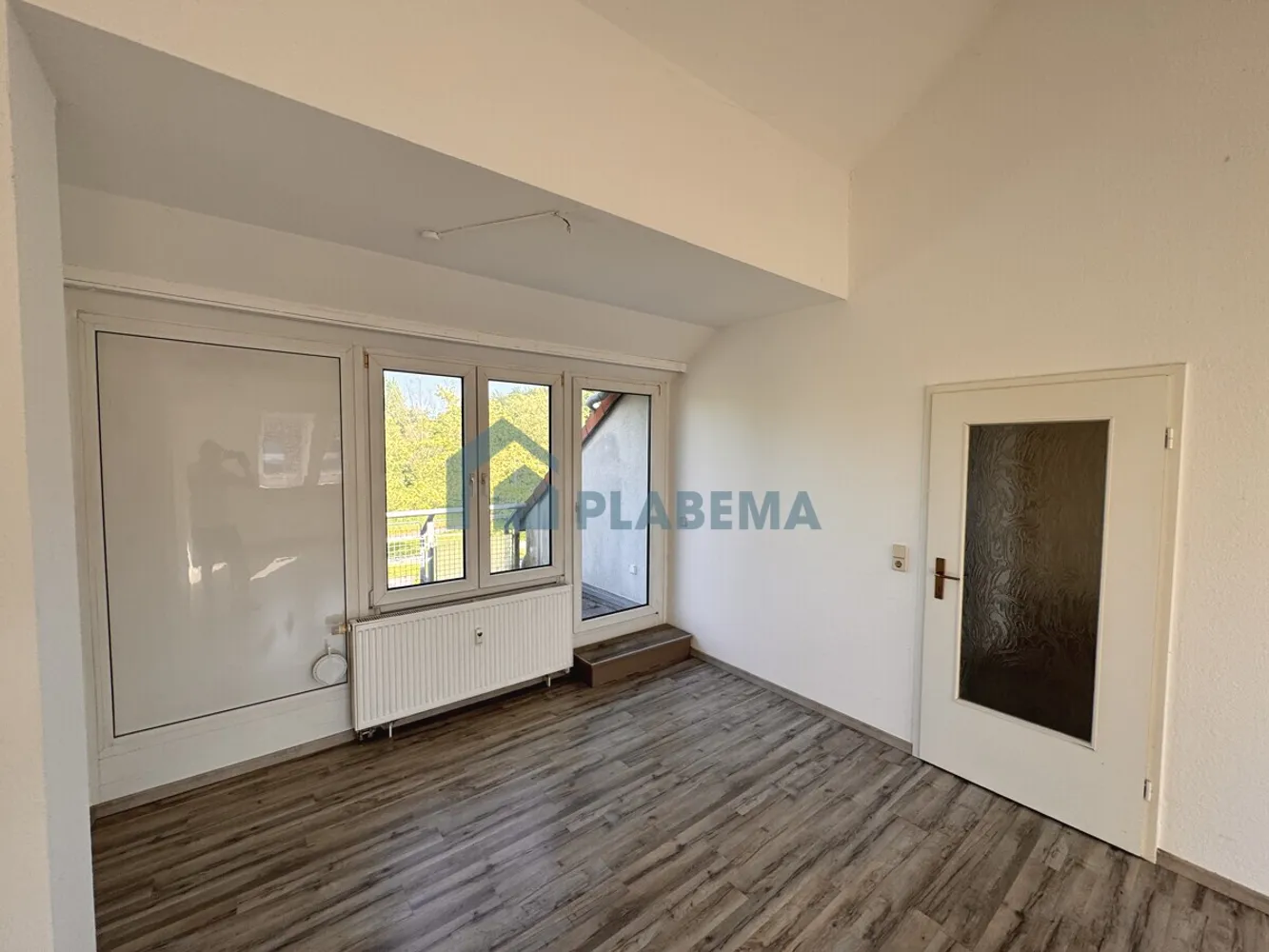 3 Zimmer Wohnung mit 73 m² in Neubrandenburg – Bild 2