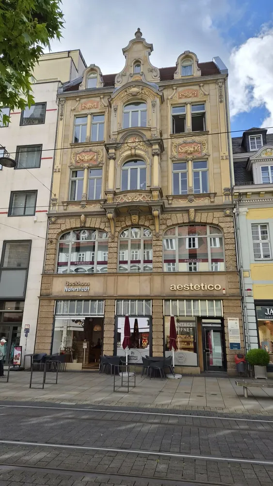 4 Zimmer Wohnung mit 311 m² in Erfurt – Bild 1
