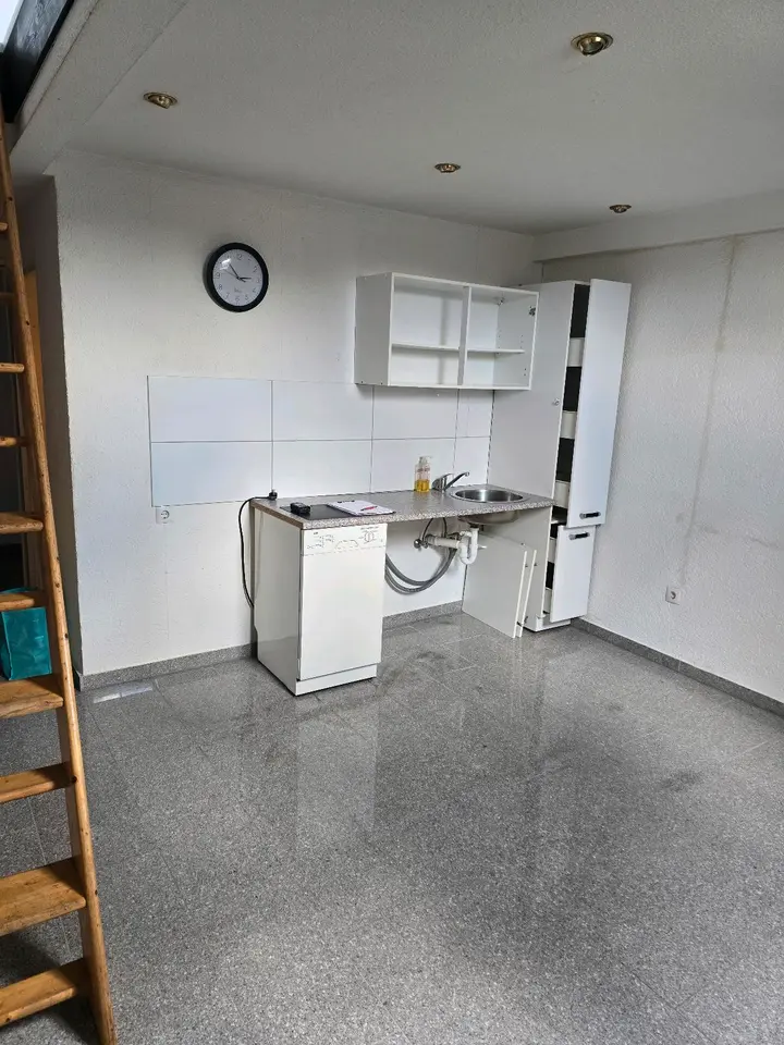 2 Zimmer Wohnung mit 35 m² in Königswinter – Bild 2