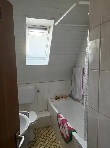 4 Zimmer Wohnung mit 73 m² in Karlsruhe – Bild 3