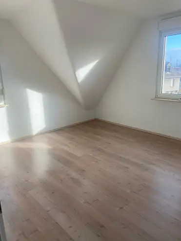 5 Zimmer Wohnung mit 95 m² in Mannheim – Bild 4