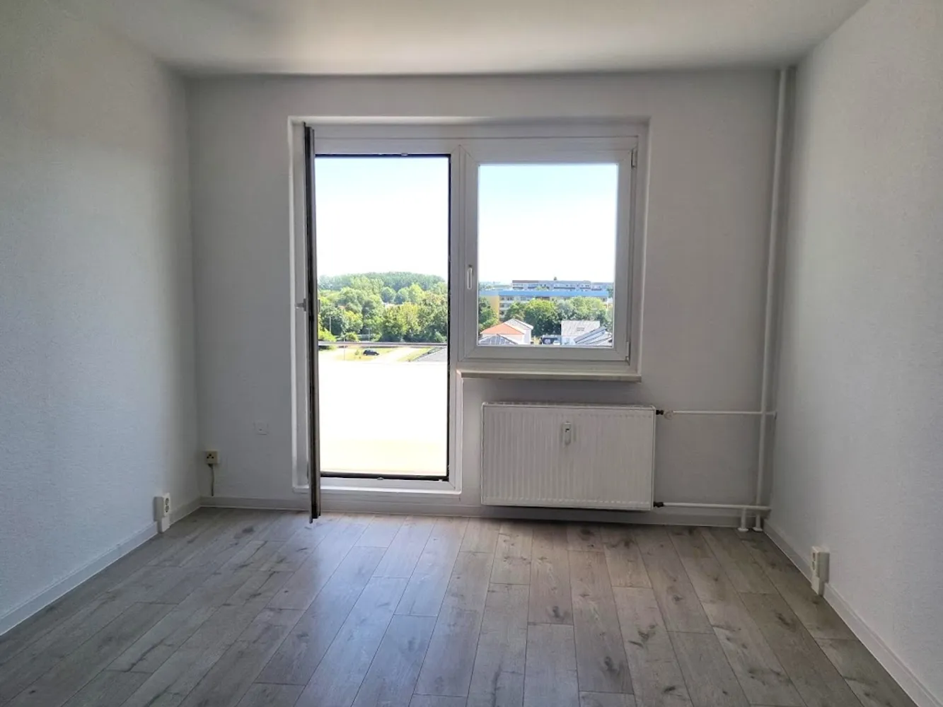 4 Zimmer Wohnung mit 82 m² in Magdeburg – Bild 3