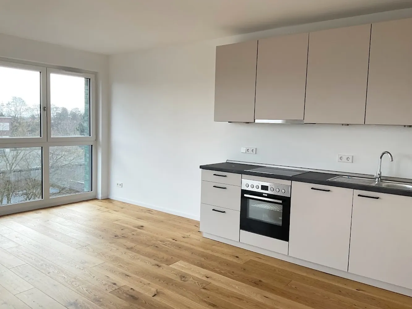 4 Zimmer Wohnung mit 118 m² in Hannover – Bild 2