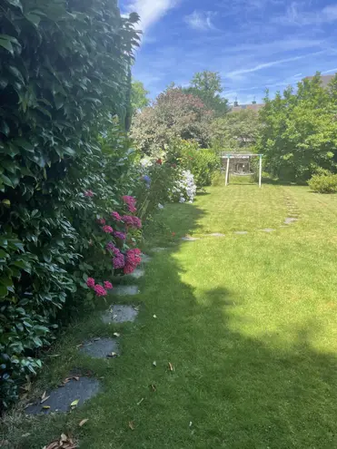 6 Zimmer Haus mit 245 m² in Düsseldorf – Bild 3