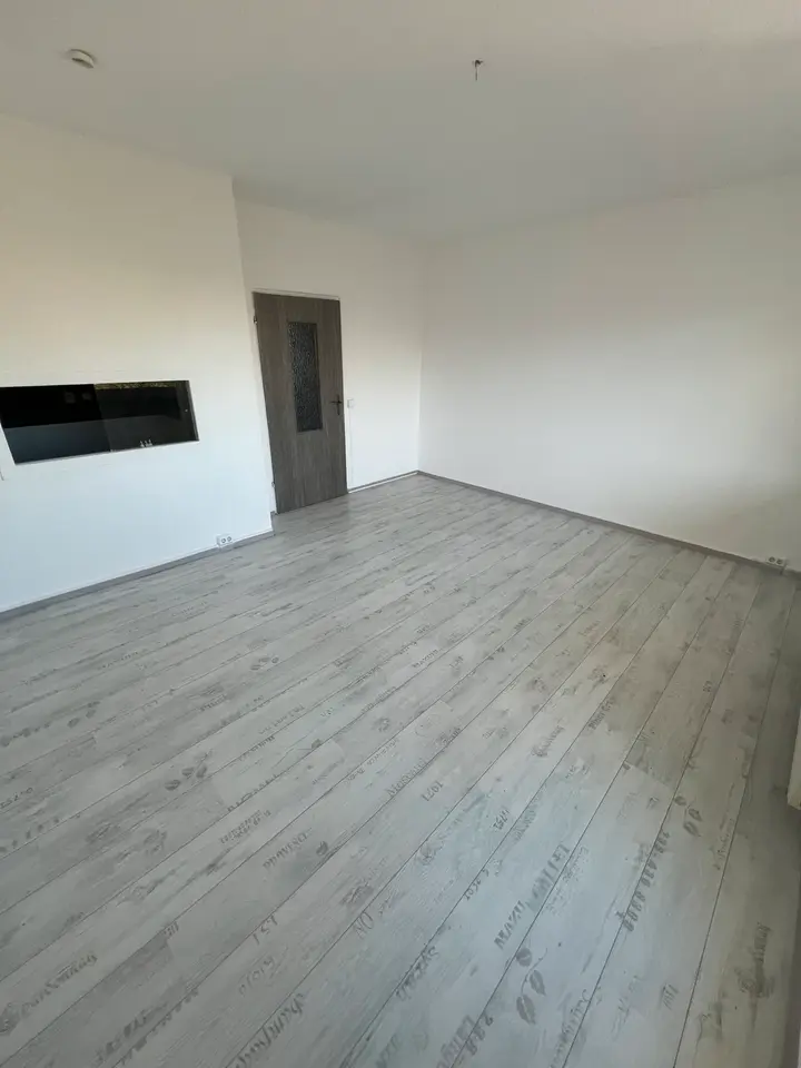 4 Zimmer Wohnung mit 76 m² in Neubrandenburg – Bild 2