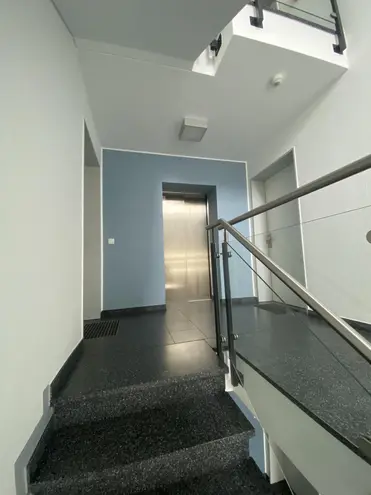 2 Zimmer Wohnung mit 80 m² in Solingen – Bild 2