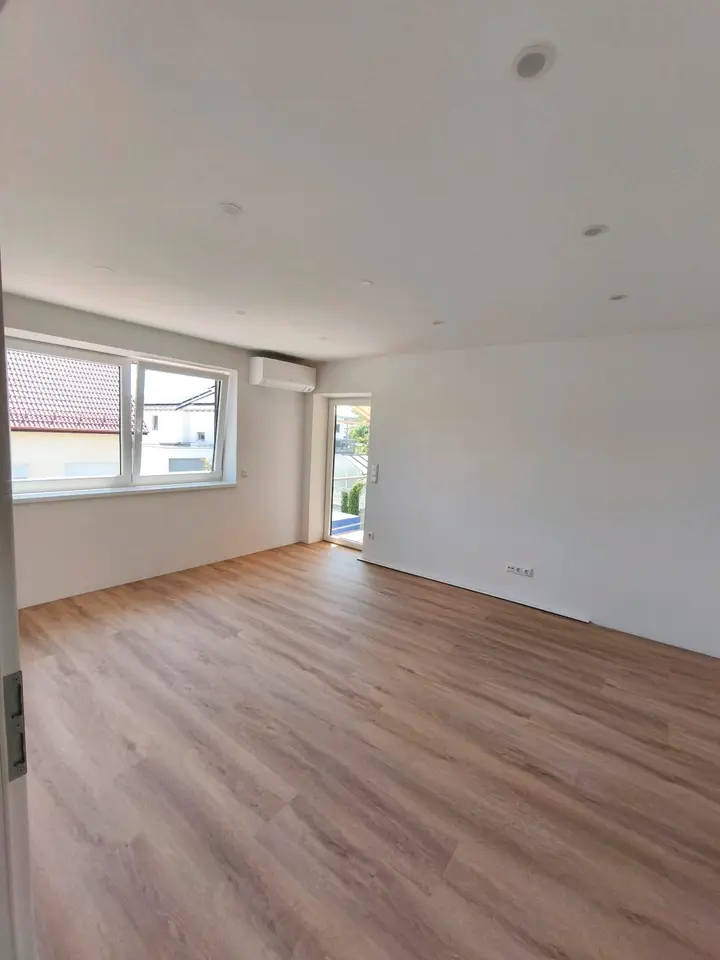 4 Zimmer Haus mit 94 m² in Landshut – Bild 1
