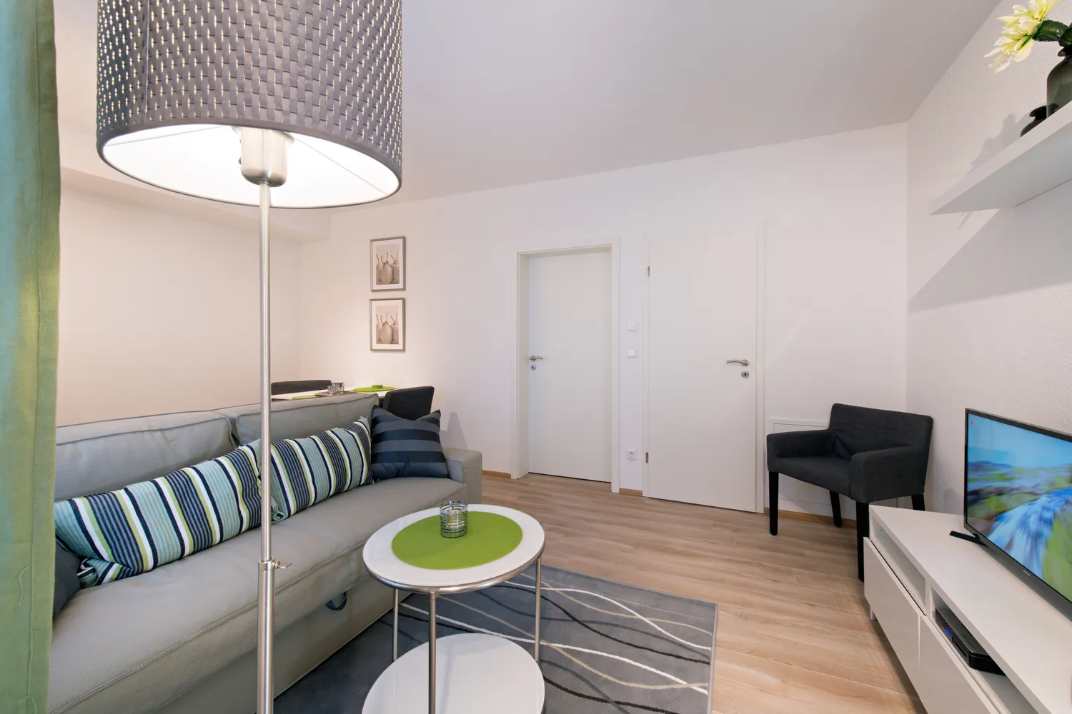 2 Zimmer Wohnung mit 42 m² in Friedrichshafen – Bild 1
