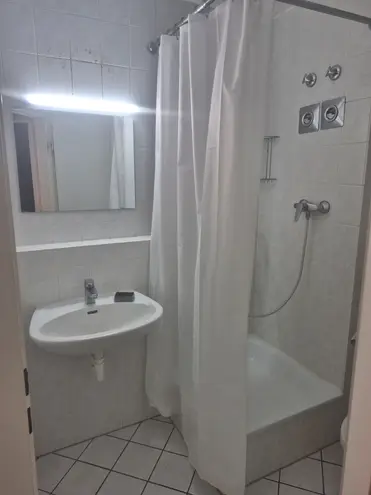 1 Zimmer Wohnung mit 25 m² in Wuppertal – Bild 2
