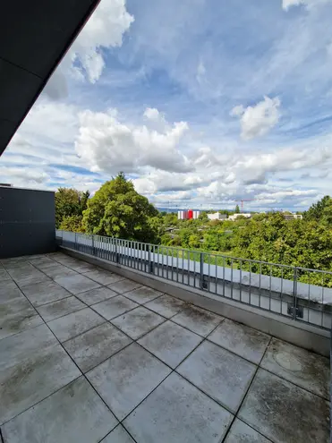3 Zimmer Wohnung mit 94 m² in Frankfurt am Main – Bild 9