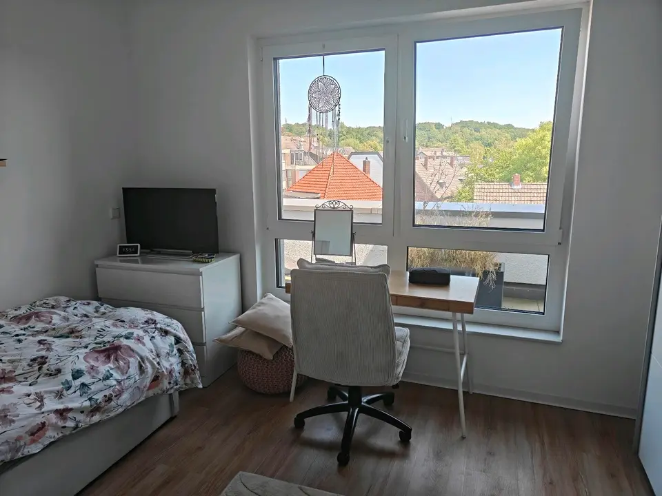 WG-Zimmer mit 118 m² in Düren – Bild 2