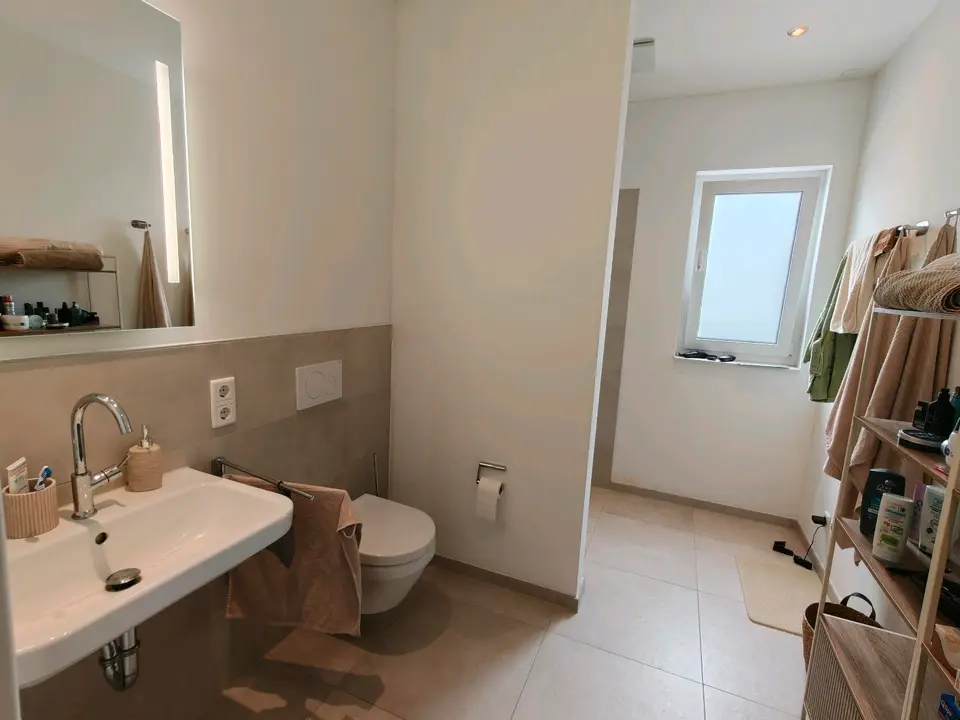 WG-Zimmer mit 118 m² in Düren – Bild 5
