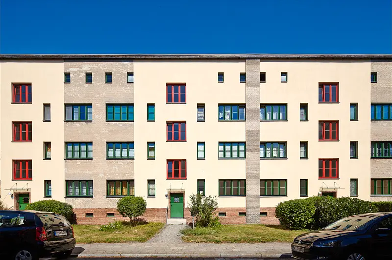 2 Zimmer Wohnung mit 46 m² in Magdeburg – Bild 2